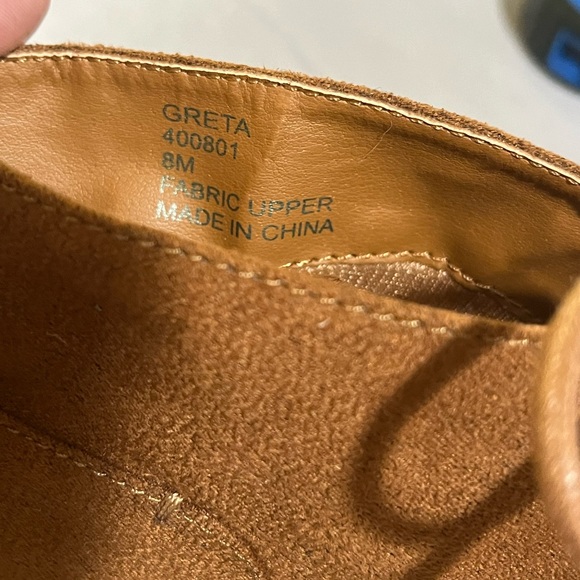 Brown like new condition wedged booties. - Picture 3 of 7